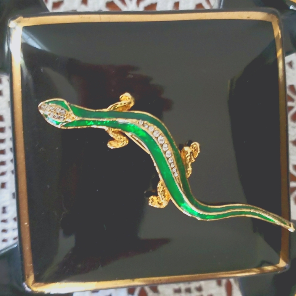 Lizard Pin